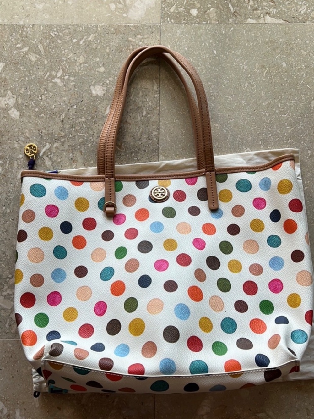 Bag - Picture 2 of 6